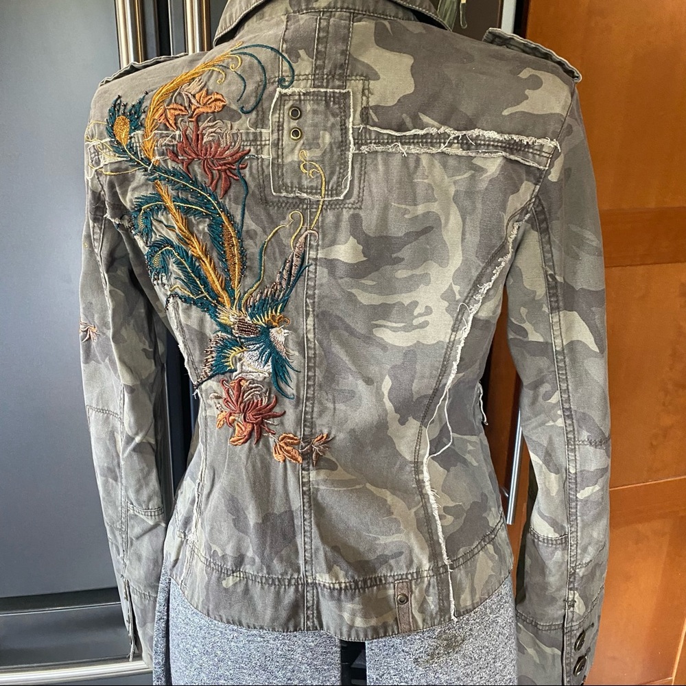 Y2K fashion camo jacket with embroidery